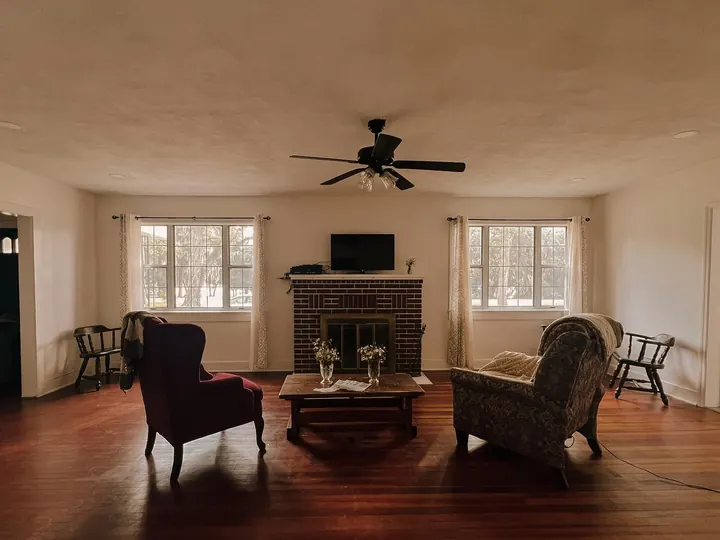Recent Willow Estates photo